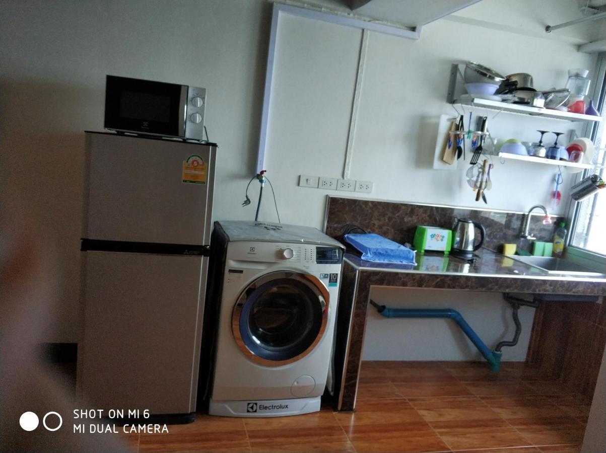 Studio Apartment 12 Floor Close To Mrt In Hua Mak Bangkok Exterior foto